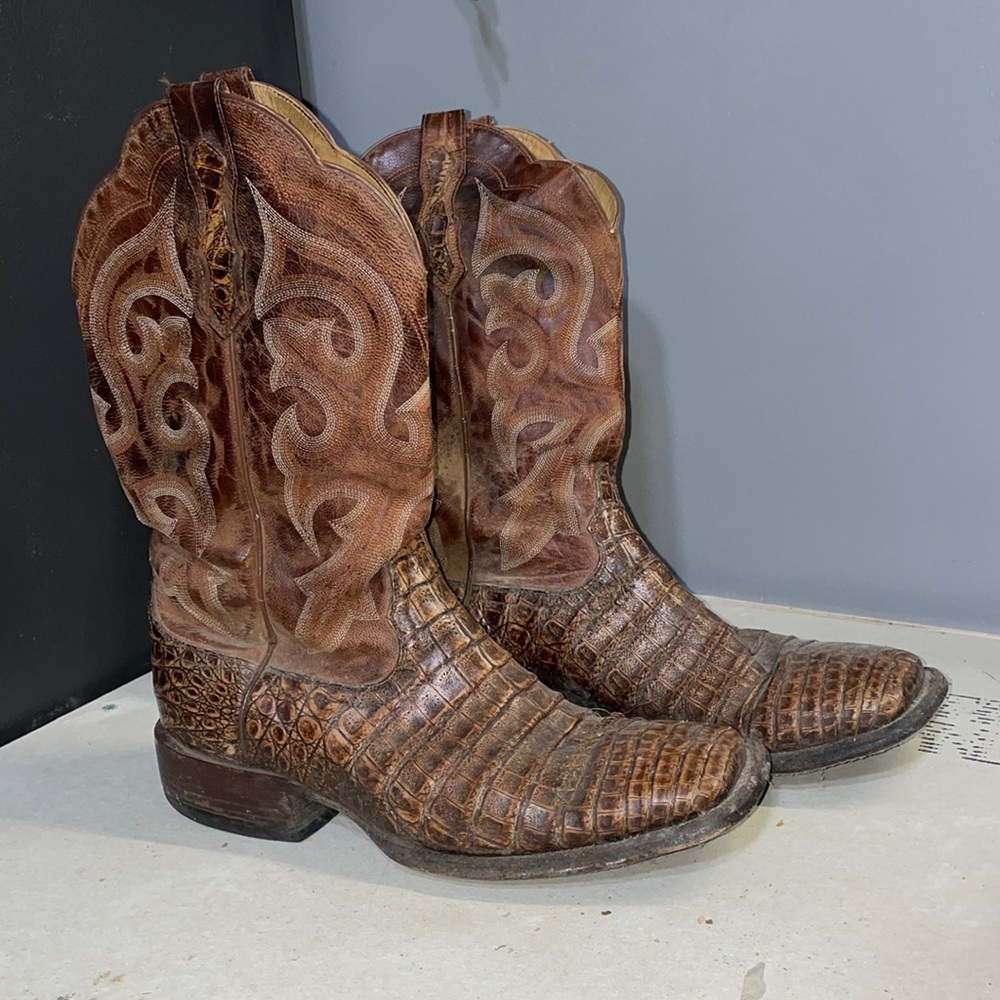 Ariat crocodile square toe boots size 10.5D